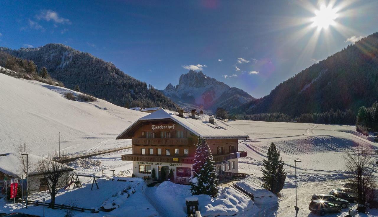 Gasthof Tuscherhof Braies  Buitenkant foto